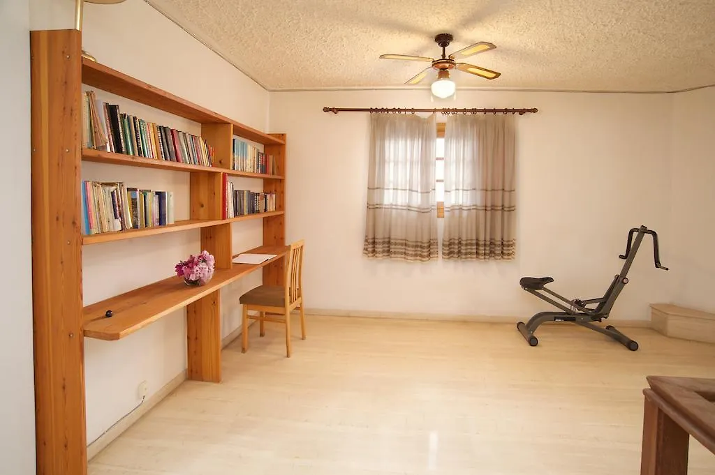 **  איה אפימיה Moustakis Hotel יוון