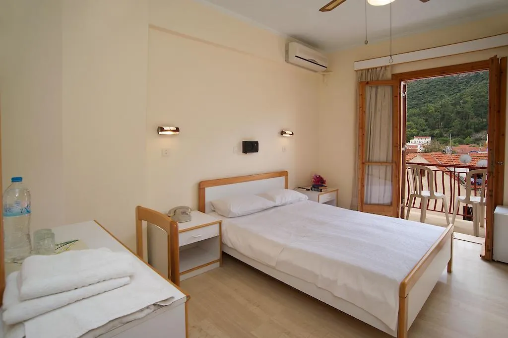 איה אפימיה Moustakis Hotel 2*, איה אפימיה